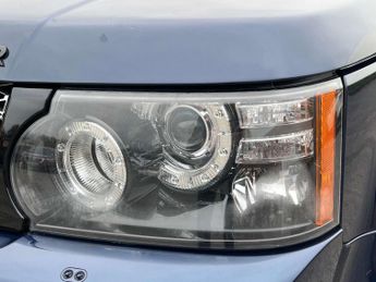 Land Rover RANGE ROVER SPORT 3.0 Range Rover Sport HSE Luxury SDV6 Auto 4WD 5dr