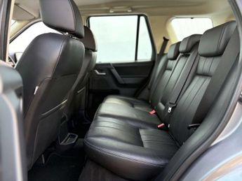 Land Rover FREELANDER 2.2 Freelander SE SD4 Auto 4WD 5dr