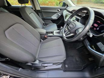 AUDI Q3 1.4 Q3 Technik 45 TFSI E Semi-Auto 5dr