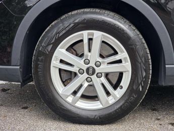 AUDI Q3 1.4 Q3 Technik 45 TFSI E Semi-Auto 5dr