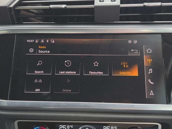 AUDI Q3 1.4 Q3 Technik 45 TFSI E Semi-Auto 5dr