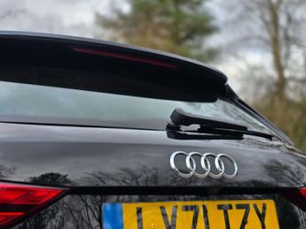 AUDI Q3 1.4 Q3 Technik 45 TFSI E Semi-Auto 5dr