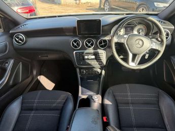 Mercedes-Benz A-CLASS 1.5 A180 BlueEfficiency Sport CDi Auto 5dr