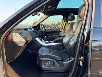 Land Rover RANGE ROVER SPORT 3.0 Range Rover Sport HSE SDV6 Auto 4WD 5dr