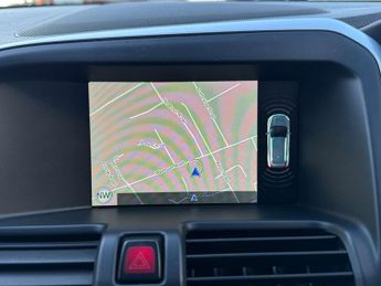 VOLVO XC60 2.4 XC60 R-Design Nav D4 AWD Auto 4WD 5dr