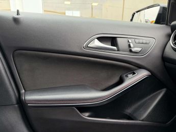 MERCEDES-BENZ GLA 2.0 GLA 250 AMG Line Premium+ 4Matic Auto 4WD 5dr