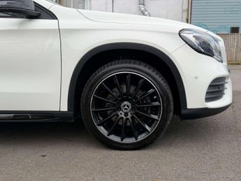 MERCEDES-BENZ GLA 2.0 GLA 250 AMG Line Premium+ 4Matic Auto 4WD 5dr