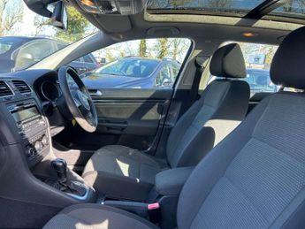 VOLKSWAGEN GOLF 1.6 Golf SE TDI Semi-Auto 5dr