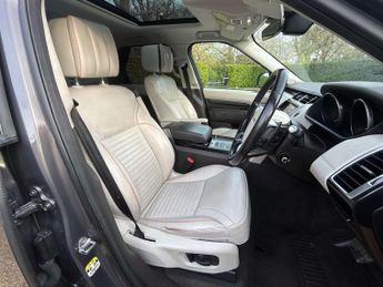 Land Rover DISCOVERY 3.0 Discovery Luxury HSE TD6 Auto 4WD 5dr