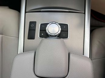 MERCEDES-BENZ E-CLASS 2.0 E200 SE Auto 4dr