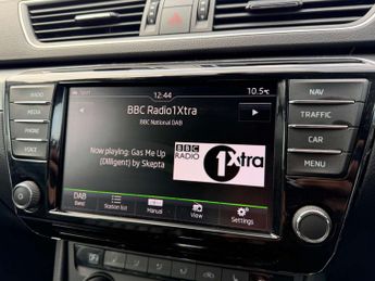 SKODA SUPERB 2.0 Superb SE L Executive TDI 4x4 Semi-Auto 4WD 5dr
