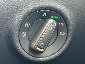 SKODA SUPERB 2.0 Superb SE L Executive TDI 4x4 Semi-Auto 4WD 5dr