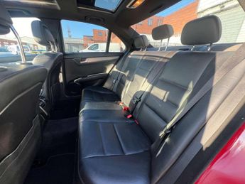 MERCEDES-BENZ C-CLASS 3.0 C350 AMG Sport CDi BlueEfficiency Automatic 4dr - NATIONAL D