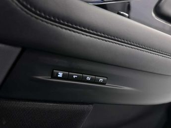 Land Rover RANGE ROVER EVOQUE 2.0 Range Rover Evoque R-Dynamic HSE D Auto 4WD 5dr