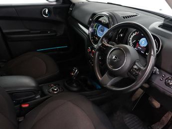 MINI COUNTRYMAN 1.5 Countryman Cooper Classic Auto 5dr