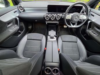 MERCEDES-BENZ A-CLASS 2.0 A 200 Exclusive Edition D Auto 5dr