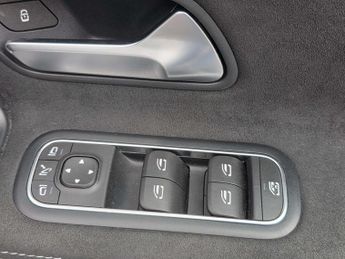 MERCEDES-BENZ A-CLASS 2.0 A 200 Exclusive Edition D Auto 5dr