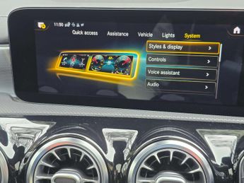 MERCEDES-BENZ A-CLASS 2.0 A 200 Exclusive Edition D Auto 5dr