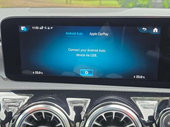 MERCEDES-BENZ A-CLASS 2.0 A 200 Exclusive Edition D Auto 5dr