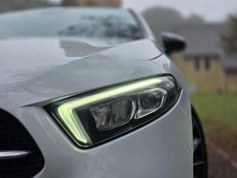 MERCEDES-BENZ A-CLASS 2.0 A 200 Exclusive Edition D Auto 5dr