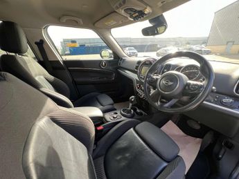 MINI COUNTRYMAN 2.0 Countryman Cooper SD ALL4 Automatic 4WD 5dr - NATIONAL DELIV