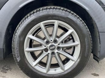 MINI COUNTRYMAN 1.5 Countryman Cooper S E ALL4 Automatic 4WD 5dr - NATIONAL DELI