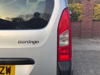 CITROEN BERLINGO MULTISPACE 1.6 Berlingo Multispace XTR HDi 90 5dr