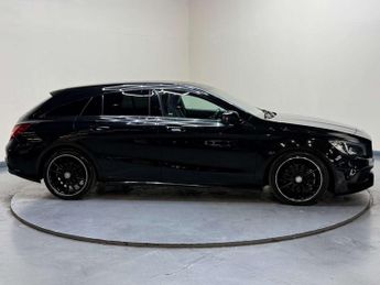 Mercedes-Benz CLA 2.1 CLA 220 D AMG Line Auto 5dr