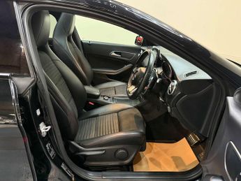 Mercedes-Benz CLA 2.1 CLA 220 D AMG Line Auto 5dr