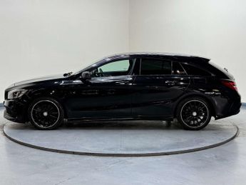 Mercedes-Benz CLA 2.1 CLA 220 D AMG Line Auto 5dr