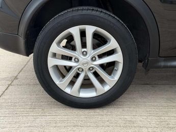 Nissan JUKE 1.6 Juke Acenta Premium CVT 5dr