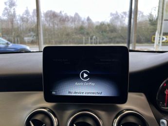 MERCEDES-BENZ GLA 2.1 GLA 220 AMG Line Premium D 4Matic Auto 4WD 5dr