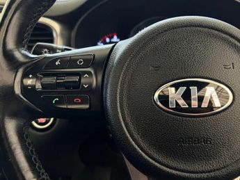 KIA SORENTO 2.2 Sorento KX-4 CRDi ISG 4x4 Auto 4WD 5dr
