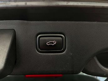 KIA SORENTO 2.2 Sorento KX-4 CRDi ISG 4x4 Auto 4WD 5dr