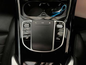 MERCEDES-BENZ EQC EQC 400 AMG Line Premium+ 4Matic 4WD 5dr