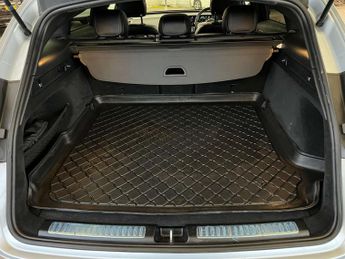 MERCEDES-BENZ EQC EQC 400 AMG Line Premium+ 4Matic 4WD 5dr