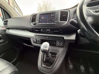 PEUGEOT TRAVELLER 2.0 Traveller Allure Standard Blue HDi  5dr