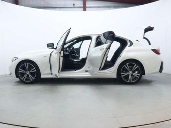 BMW 3 SERIES 2.0 320i M Sport Saloon 4dr Petrol Auto Euro 6 (s/s) (184 ps)