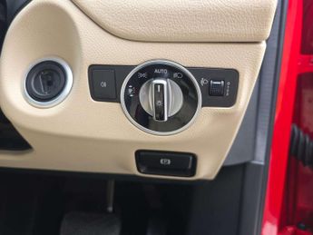 MERCEDES-BENZ GLA 2.0 GLA250 SE Executive 4Matic Auto 4WD 5dr