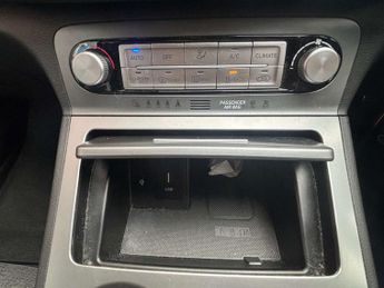 HYUNDAI KONA Kona Premium EV 5dr