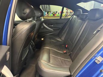 BMW 3 SERIES 2.0 330e M Sport Shadow Edition Auto 4dr