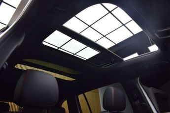 Mercedes-Benz GLB 2.0 GLB 220 AMG Line Premium+ D 4Matic Auto 4WD 5dr