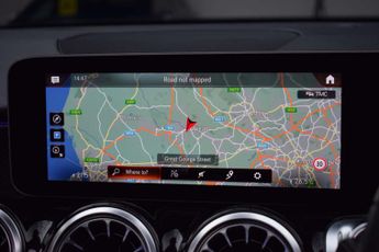 Mercedes-Benz GLB 2.0 GLB 220 AMG Line Premium+ D 4Matic Auto 4WD 5dr