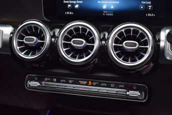 Mercedes-Benz GLB 2.0 GLB 220 AMG Line Premium+ D 4Matic Auto 4WD 5dr