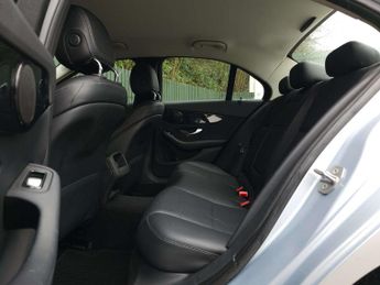 MERCEDES-BENZ C-CLASS 2.1 C 220 SE Executive Edition D Auto 4dr
