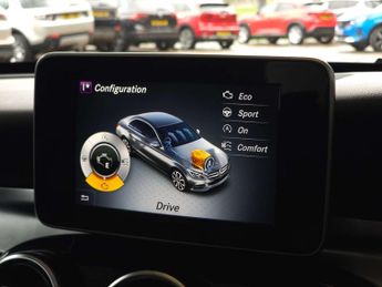 MERCEDES-BENZ C-CLASS 2.1 C 220 SE Executive Edition D Auto 4dr
