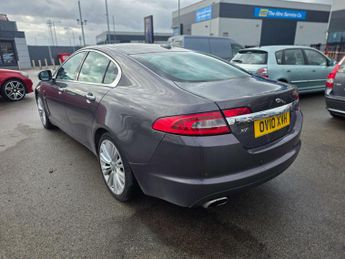 JAGUAR XF 3.0 XF Premium Luxury V6 Auto 4dr