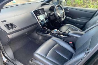NISSAN LEAF Leaf Tekna 30kWh 5dr