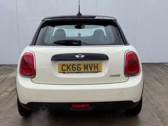 MINI Hatch 1.5 Cooper 5dr
