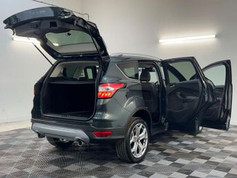 Ford KUGA 1.5 Kuga Titanium 4x4 Auto 4WD 5dr 2 KEYS + S/HISTORY + NEW MOT 